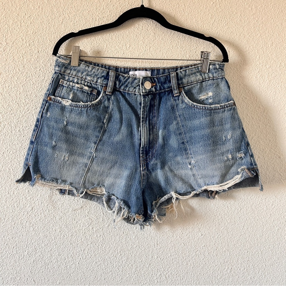 Zara Denim Shorts Women’s 12 Blue Distressed Summer Festival Cowgirl Rodeo west